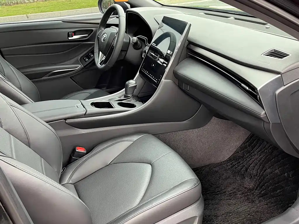 TOYOTA AVALON 2022