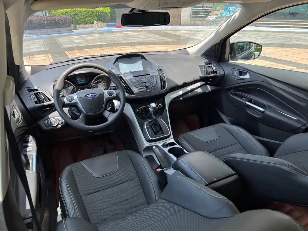 FORD ESCAPE 2013
