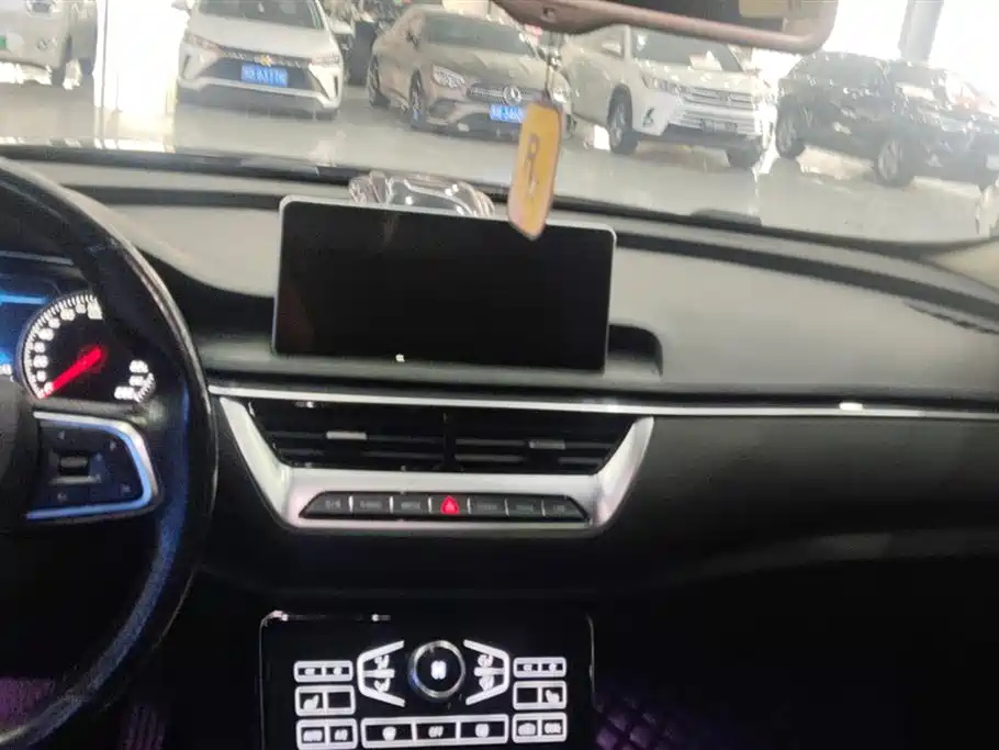 HONGQI H5 2020