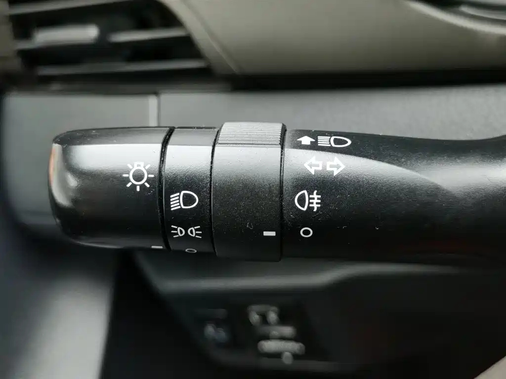 TOYOTA VIOS 2015