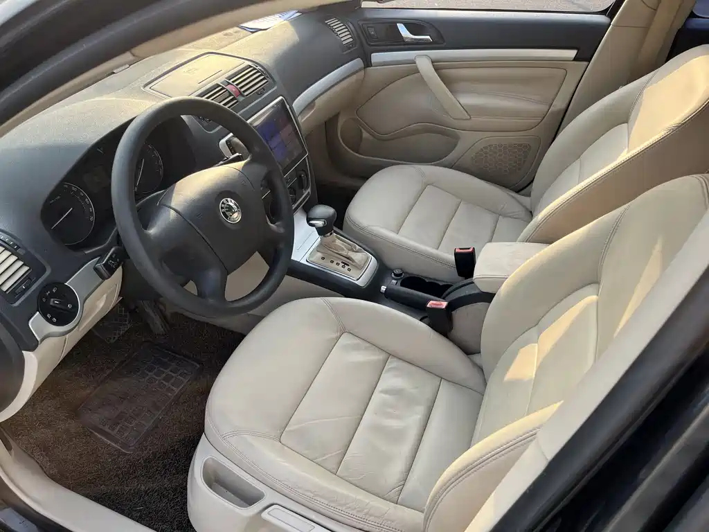 SKODA OCTAVIA 2009