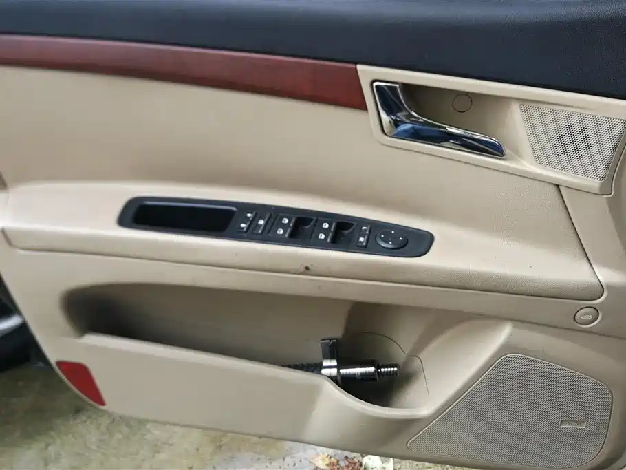 ROEWE 350 2013