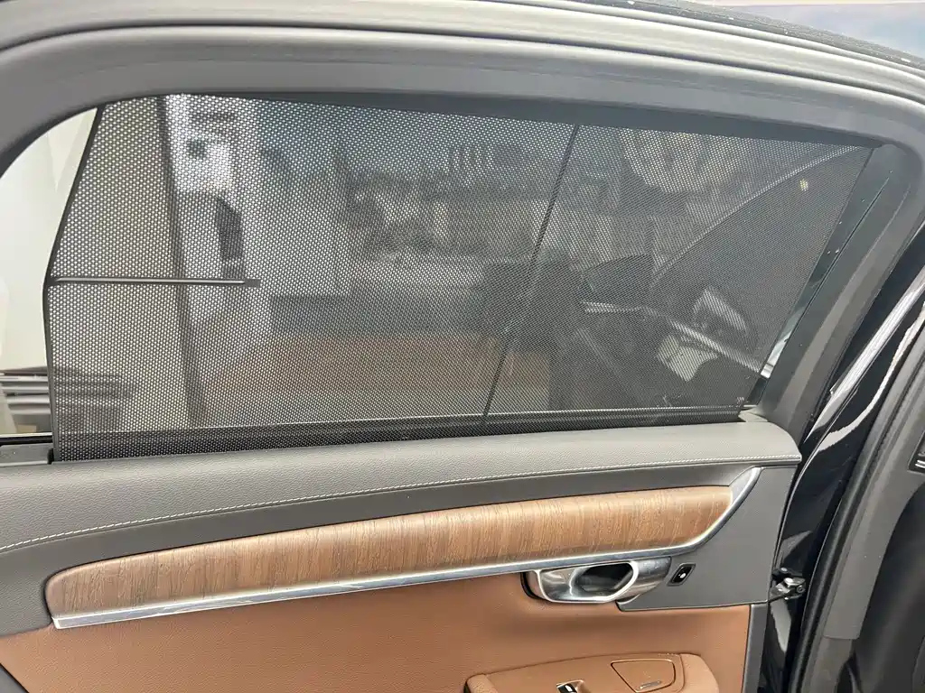 VOLVO S90 2021