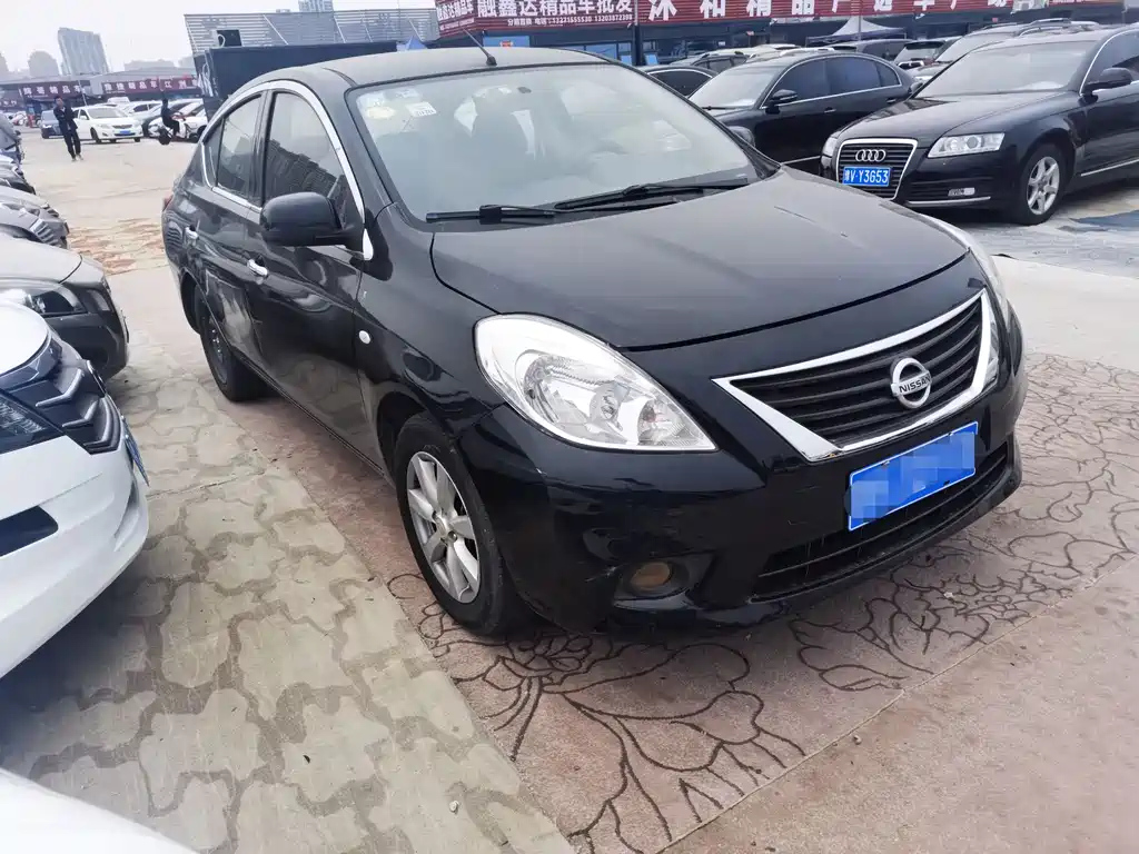 NISSAN SUNNY 2013
