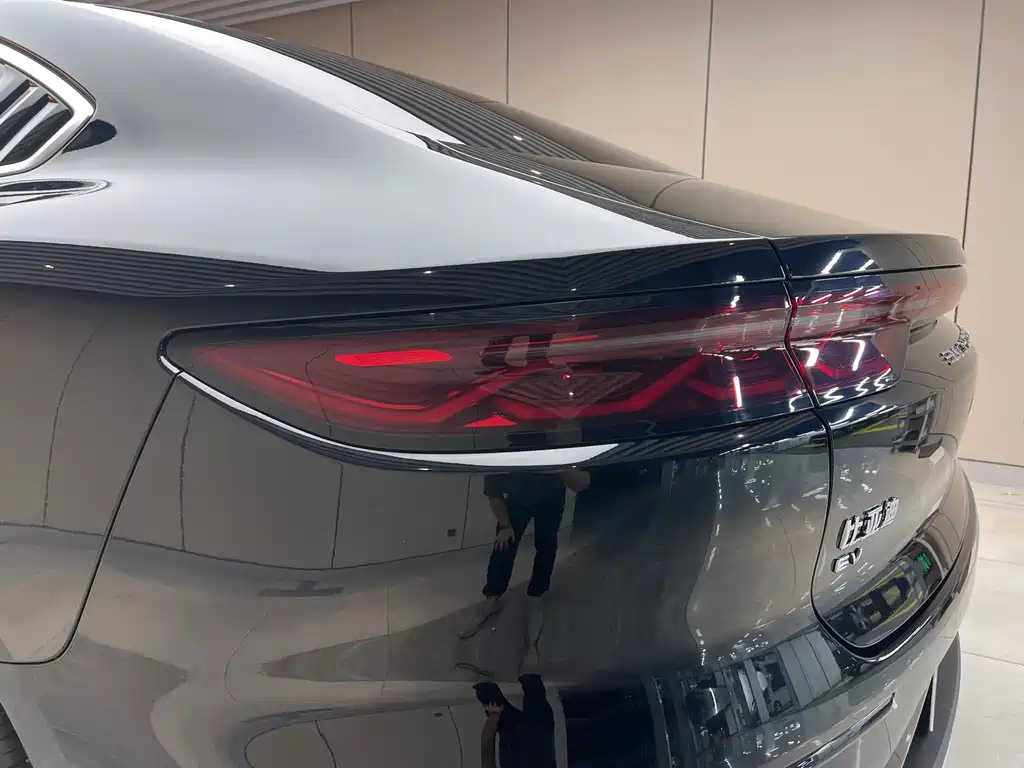 BYD HAN 2023