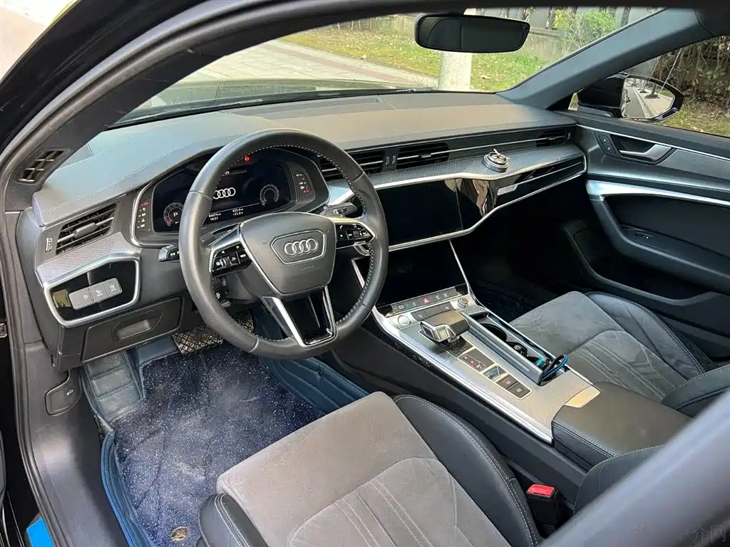 AUDI A6L 2020