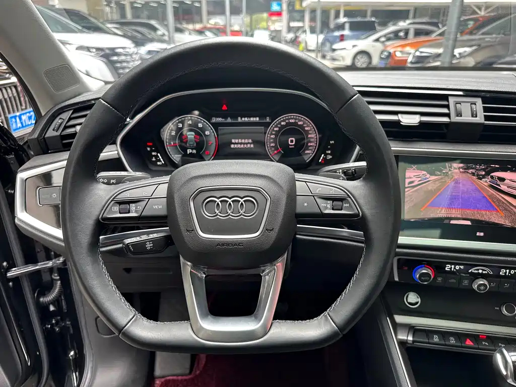 AUDI Q3 2022