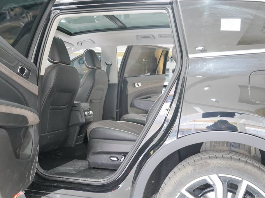 FORD EQUATOR 2024