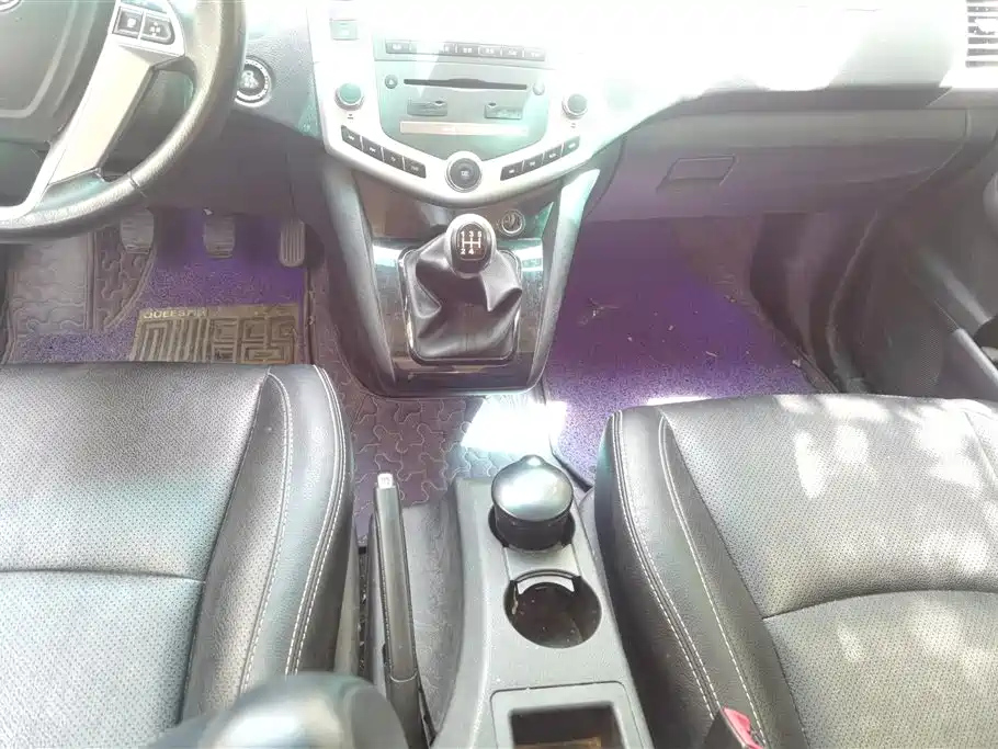 BYD S6 2014