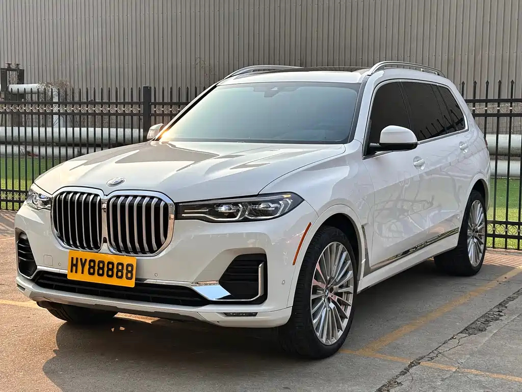 BMW X7 2022