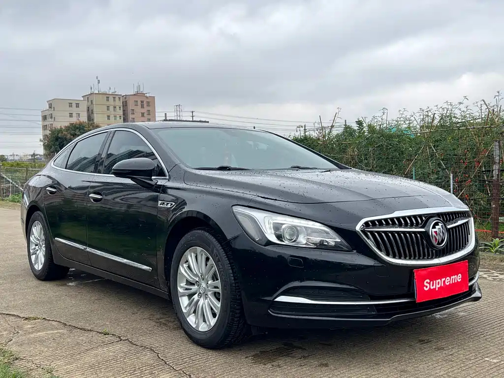 BUICK LACROSSE 2018