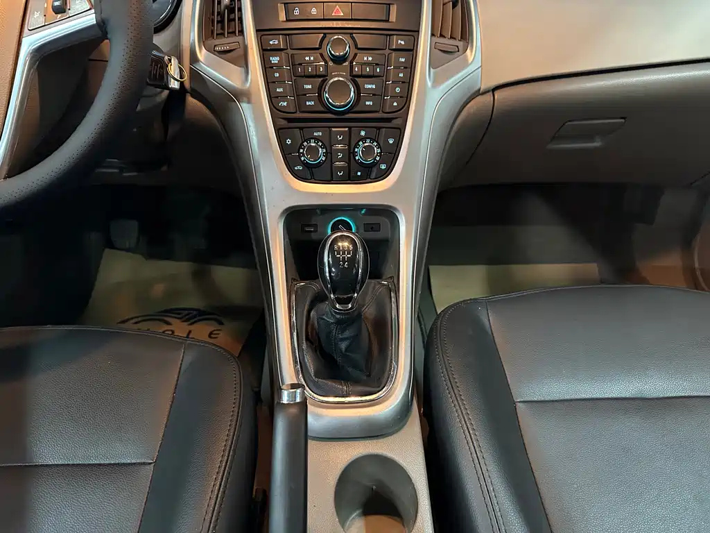 BUICK EXCELLE 2013