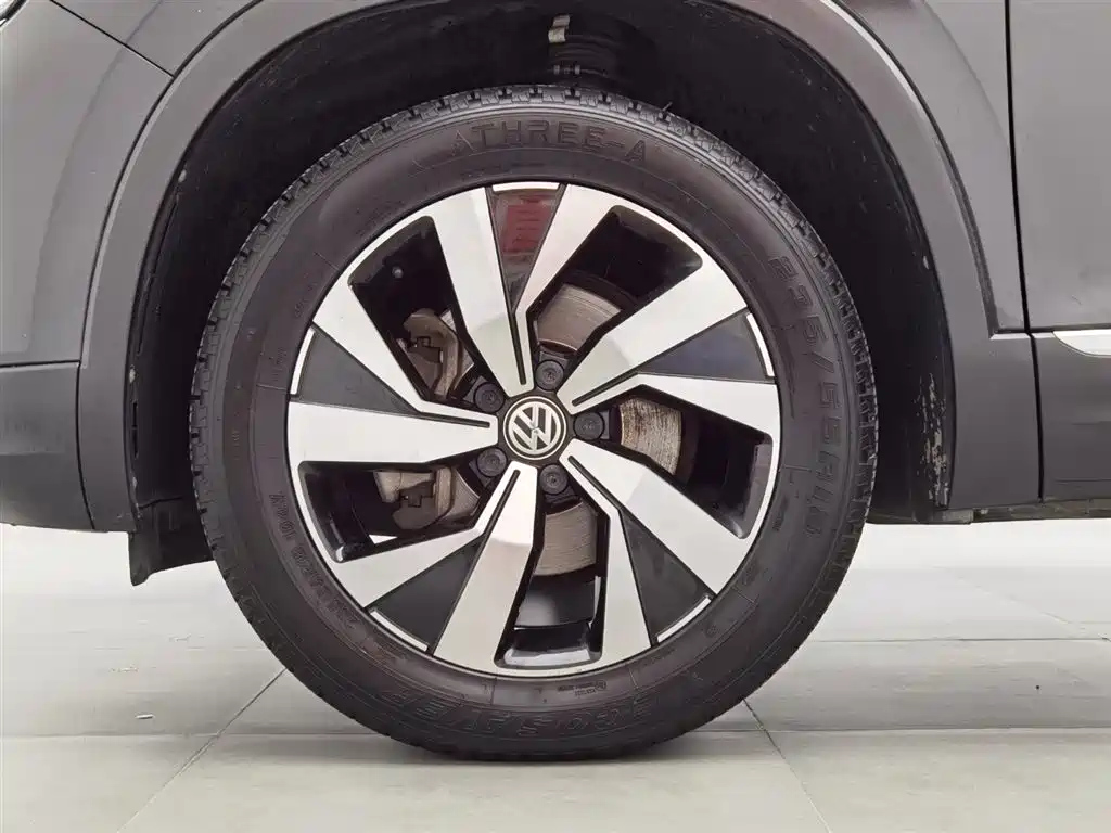 VOLKSWAGEN TAYRON 2020