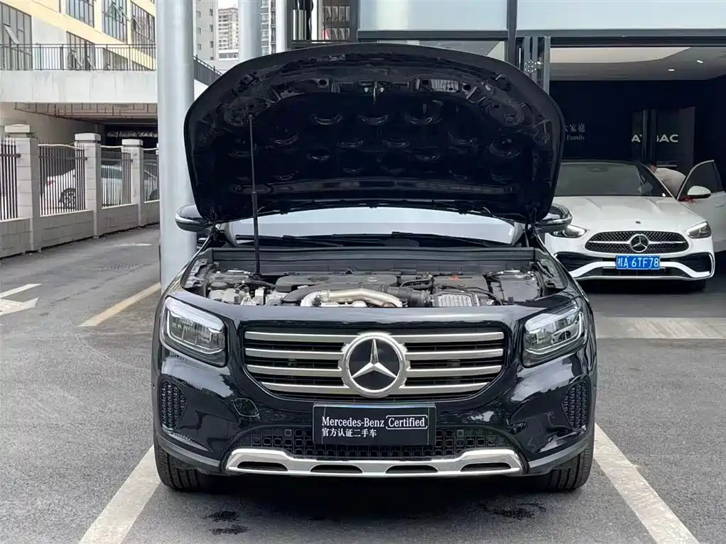 MERCEDES BENZ GLB 2024