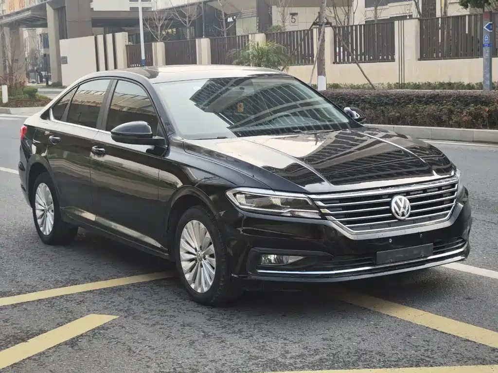 VOLKSWAGEN LAVIDA 2019