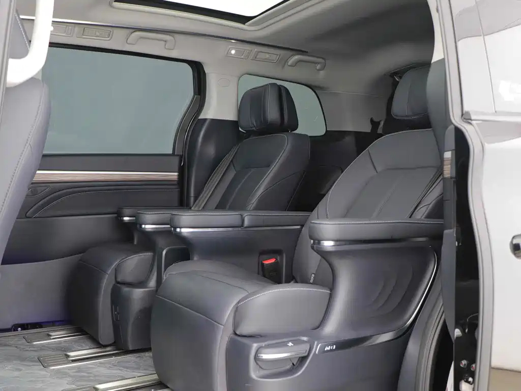 TRUMPCHI M8 2023