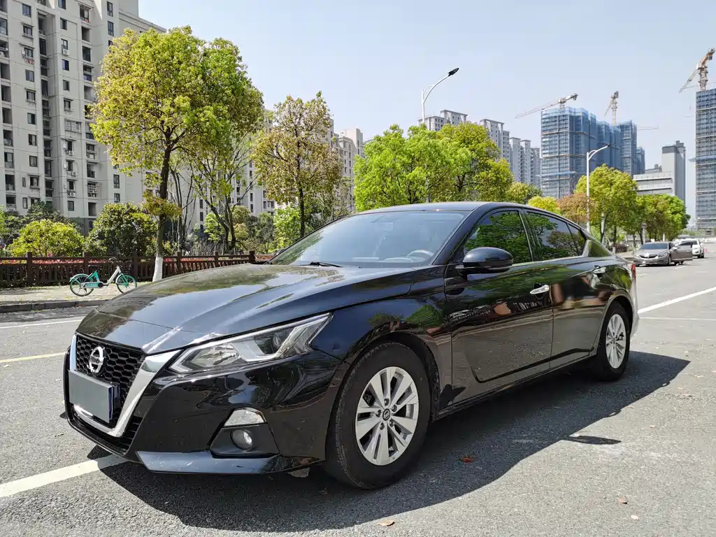 NISSAN TEANA 2021
