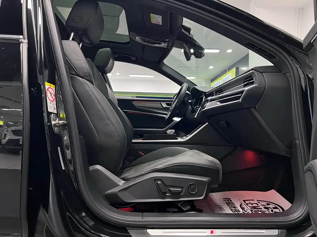 AUDI A6L 2020