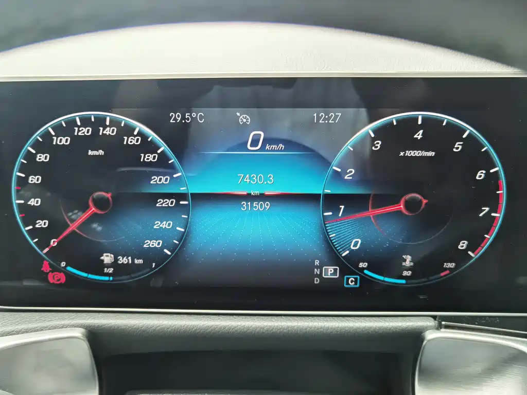 MERCEDES BENZ GLB 2020