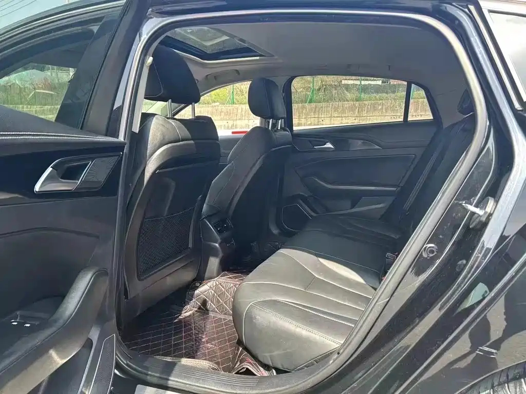 HONGQI H5 2020