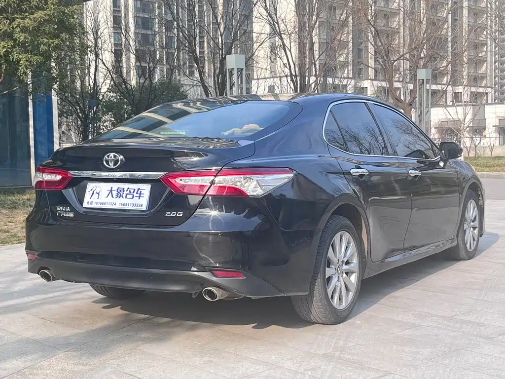 TOYOTA CAMRY 2018