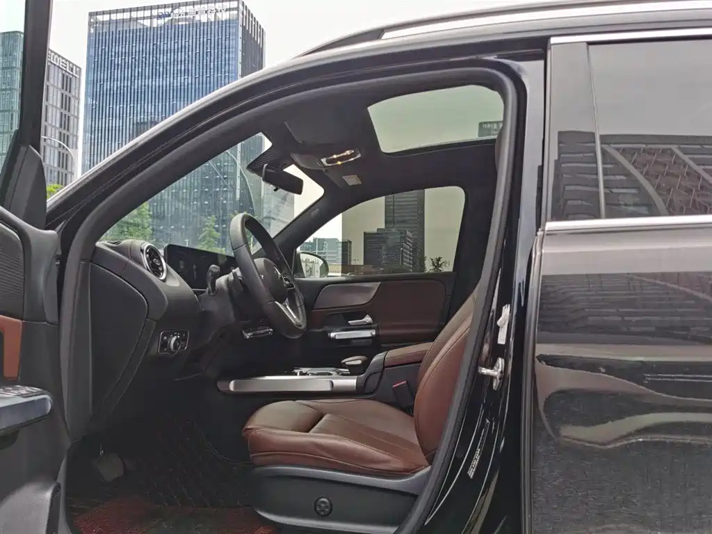 MERCEDES BENZ GLB 2020