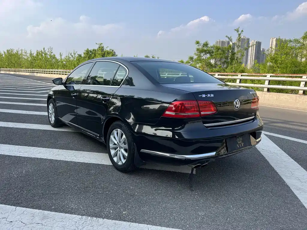 VOLKSWAGEN MAGOTAN 2016