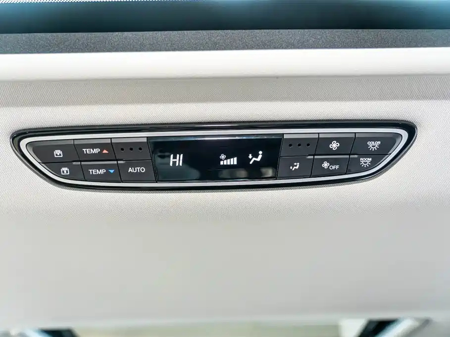 TRUMPCHI M8 2022