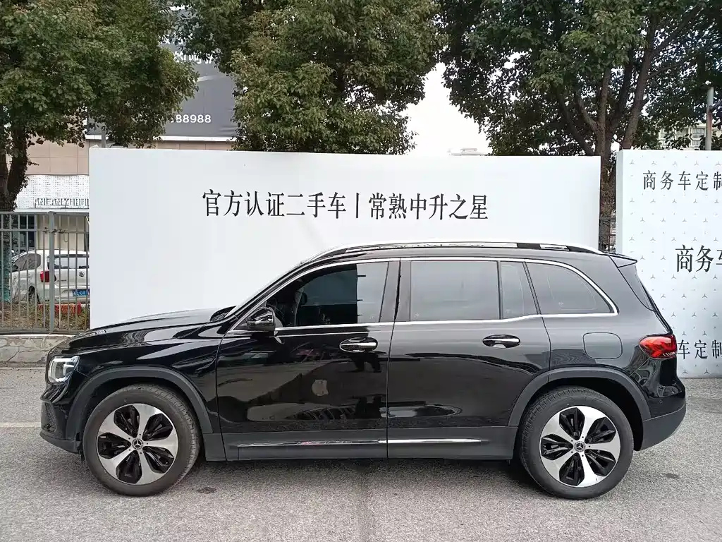 MERCEDES BENZ GLB 2022