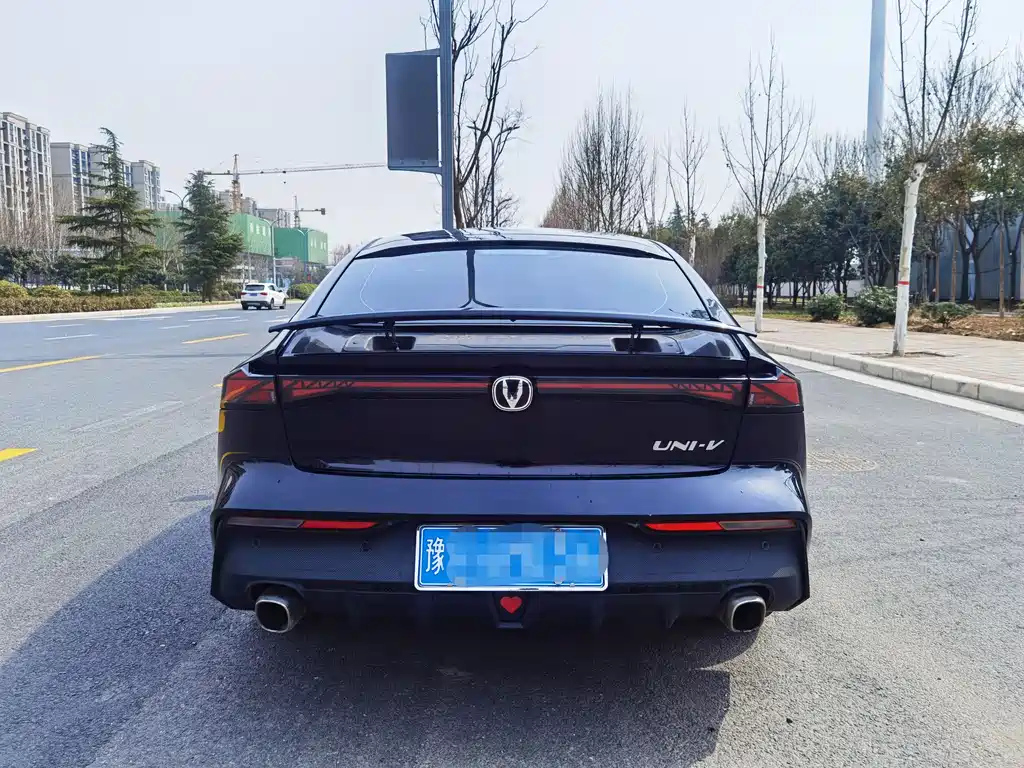 CHANGAN UNI-V 2023