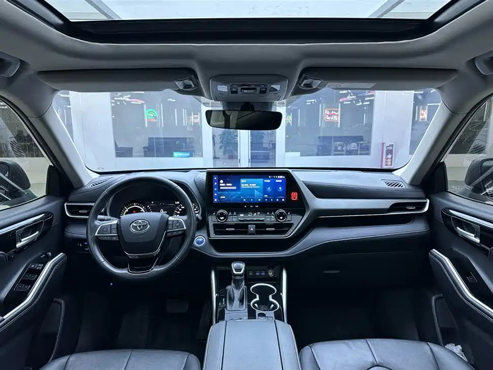 TOYOTA HIGHLANDER 2022