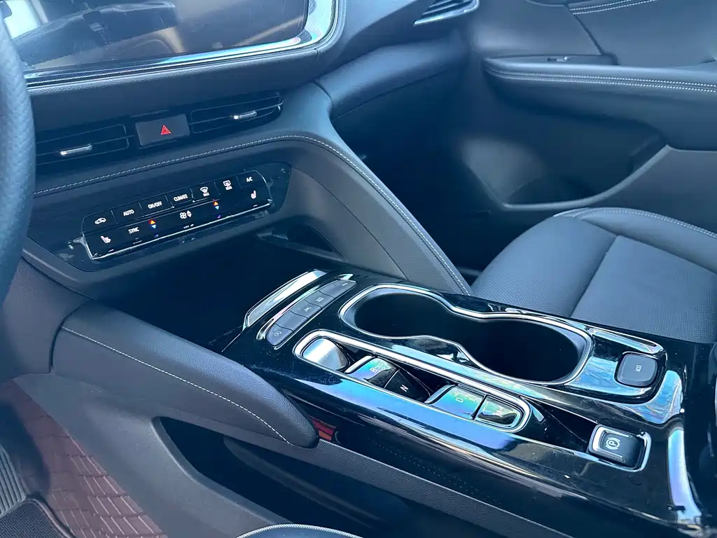 BUICK ENVISION 2023