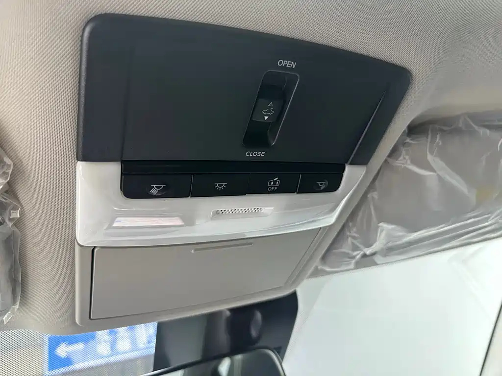 NISSAN TEANA 2022