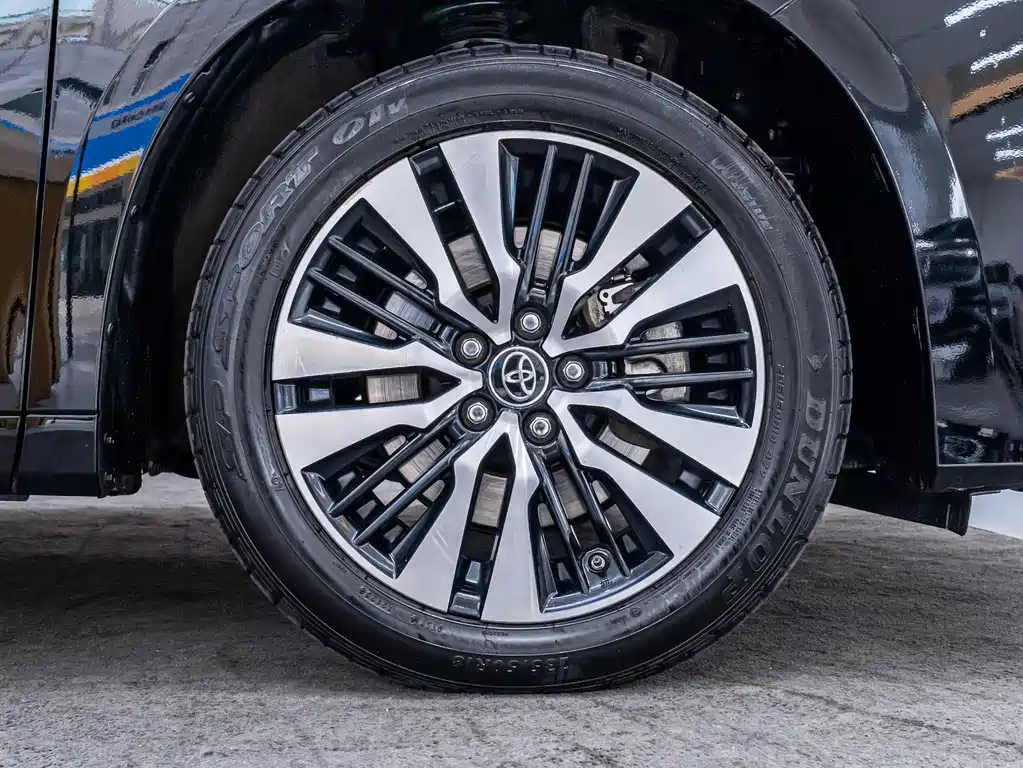 TOYOTA ALPHARD 2018