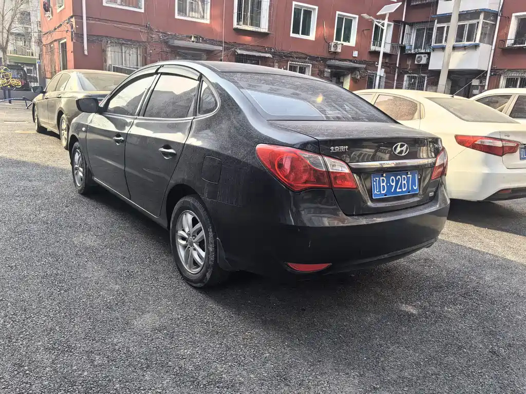 HYUNDAI CELESTA 2014