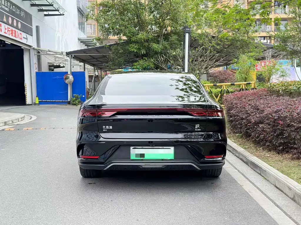 BYD HAN 2022