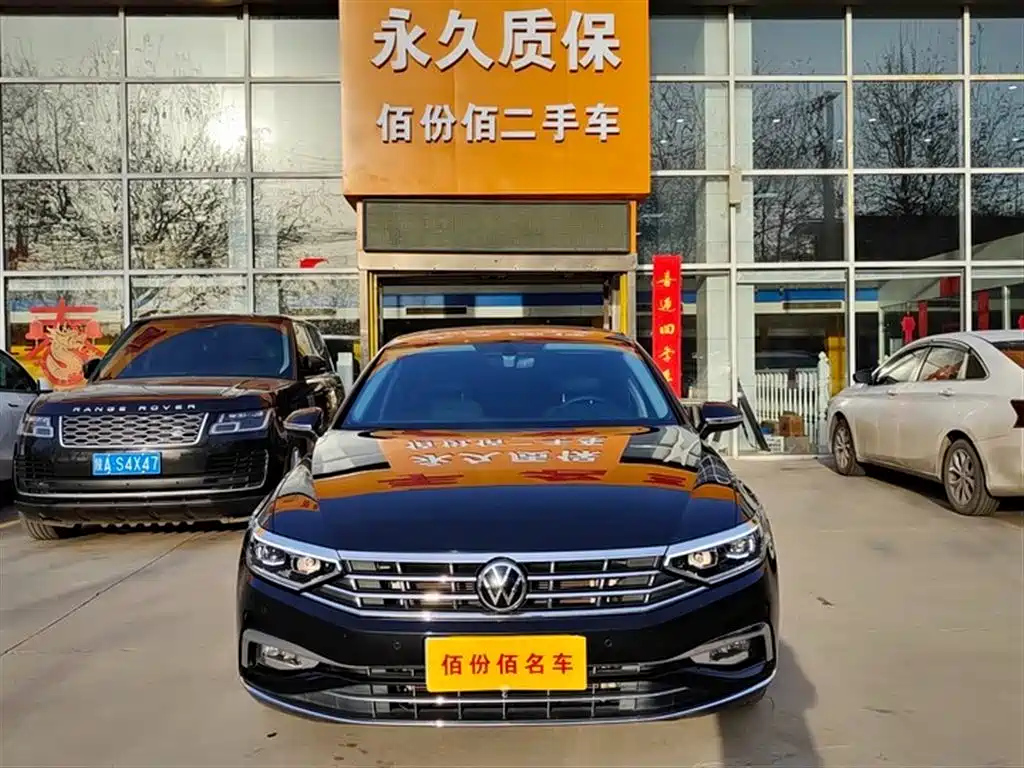 VOLKSWAGEN MAGOTAN 2023