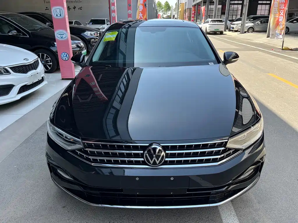 VOLKSWAGEN MAGOTAN 2024