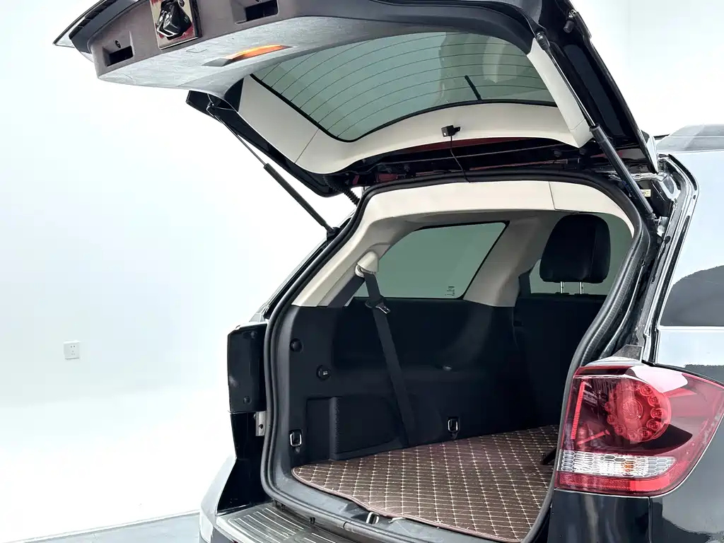 DODGE JCUV 2018