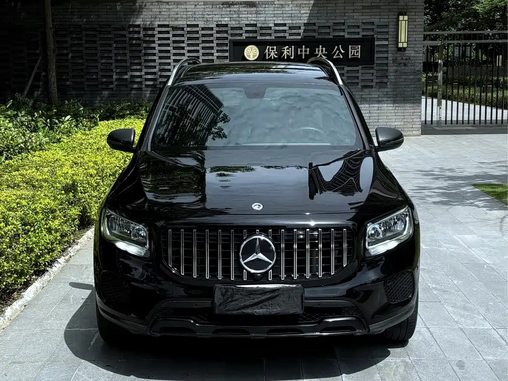 MERCEDES BENZ GLB 2021
