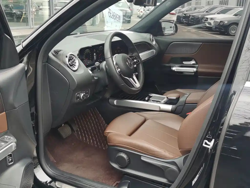 MERCEDES BENZ GLB 2022