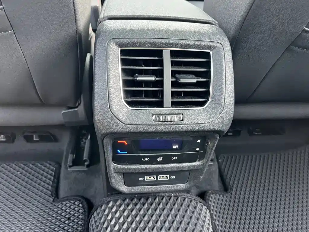 VOLKSWAGEN TAYRON 2021