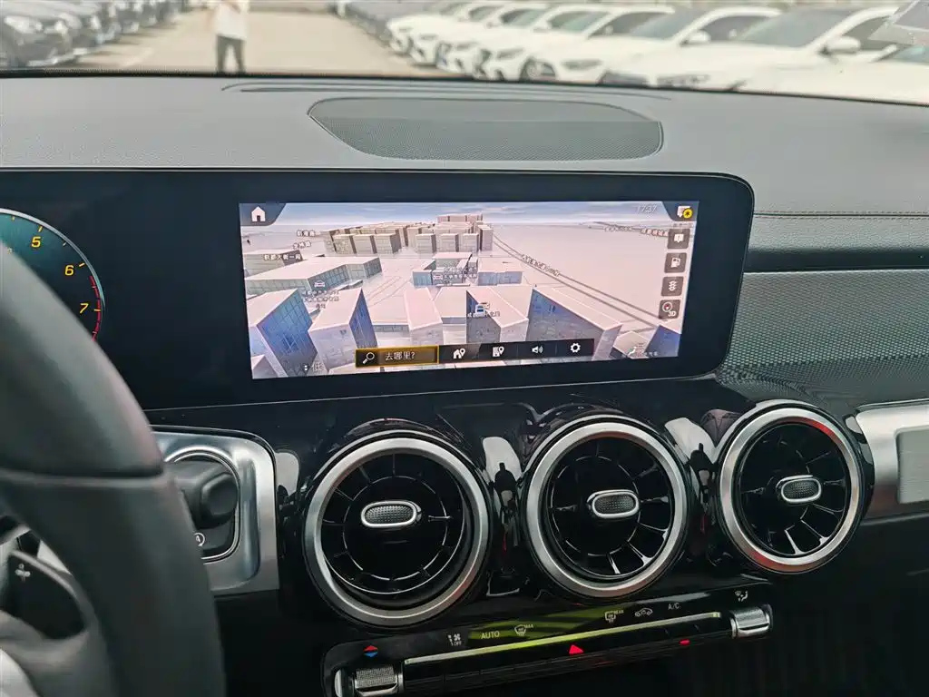 MERCEDES BENZ GLB 2022