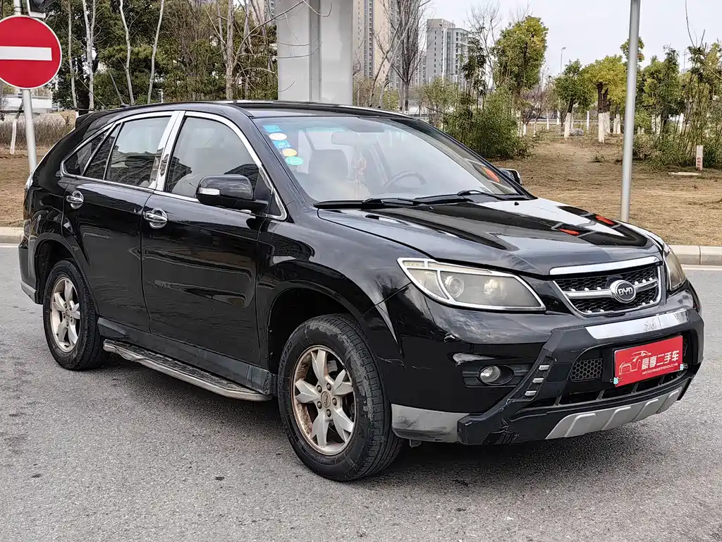 BYD S6 2012