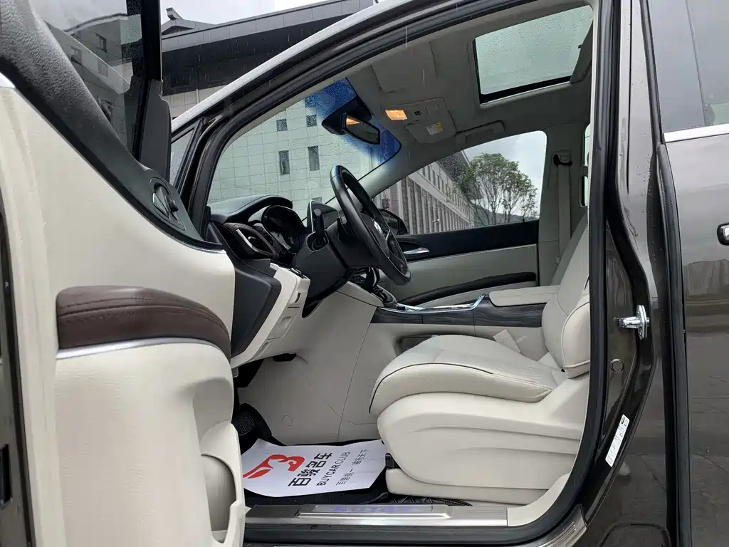 BUICK GL8 2022