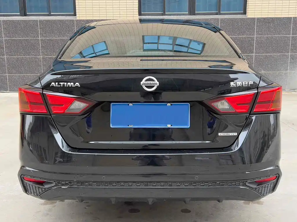 NISSAN TEANA 2021