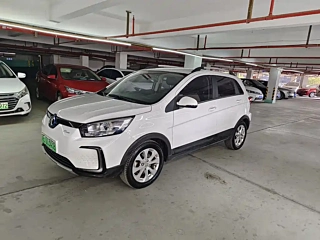 Заказать BAIC BJEV EC5