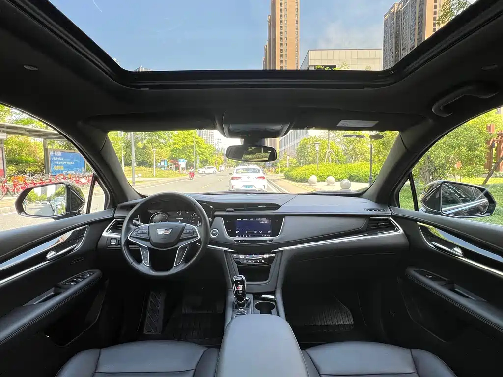 CADILLAC XT5 2022