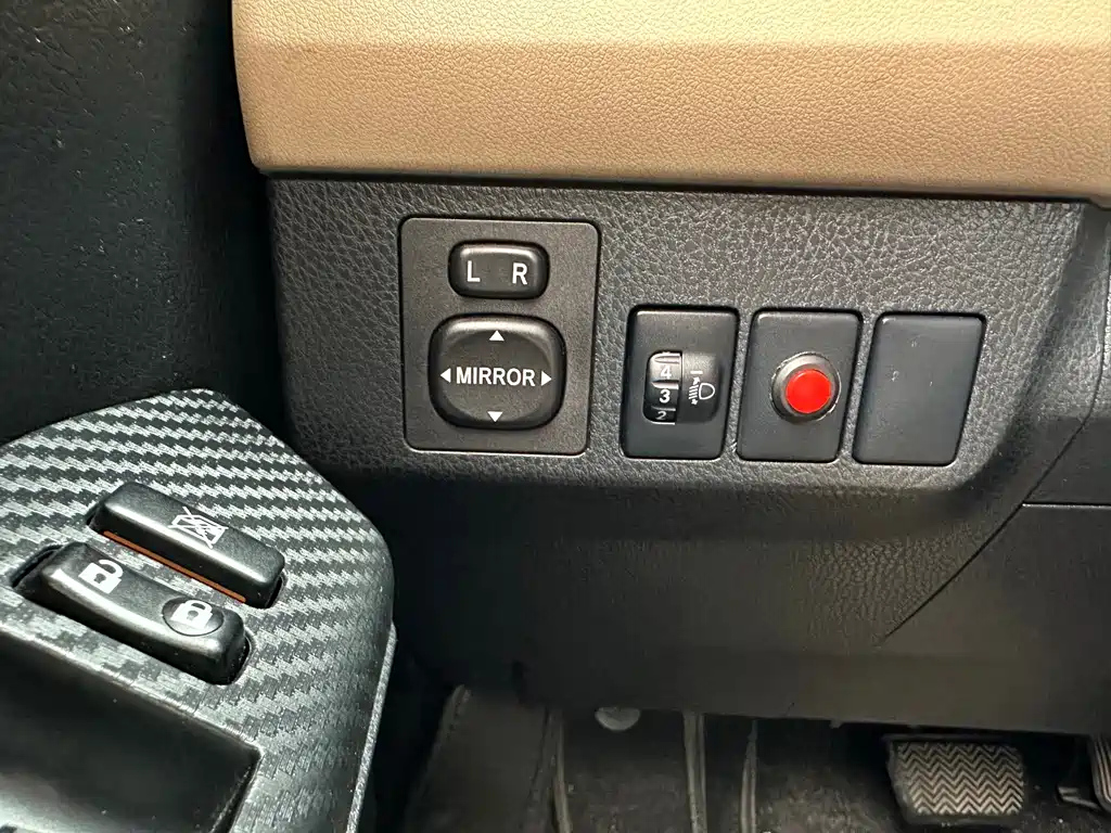TOYOTA RAV4 RONGFANG 2014