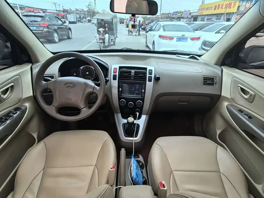 HYUNDAI TUCSON 2013